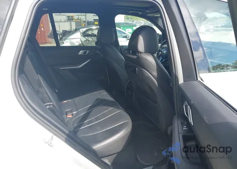 2019 BMW X5 xDrive40I z USA, uszkodzony, nr VIN 5UXCR6C58KLK87066